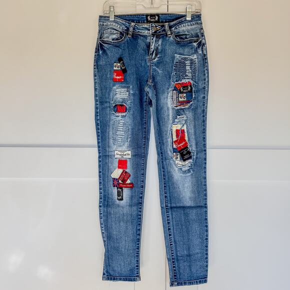 A.Z.I New York, Distressed Layered Patchwork Relaxed Boyfriend Jeans, Women's 4 - Picture 5 of 15